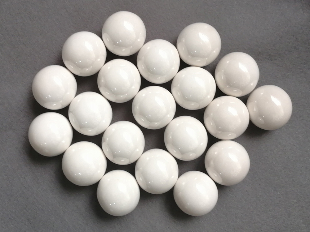 The-Types-of-Zirconia-Ball.jpg